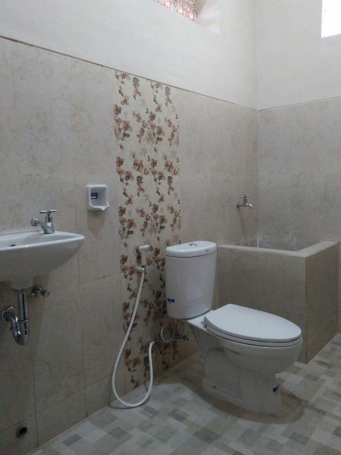 בניוואנגי Papyrus Homestay מראה חיצוני תמונה